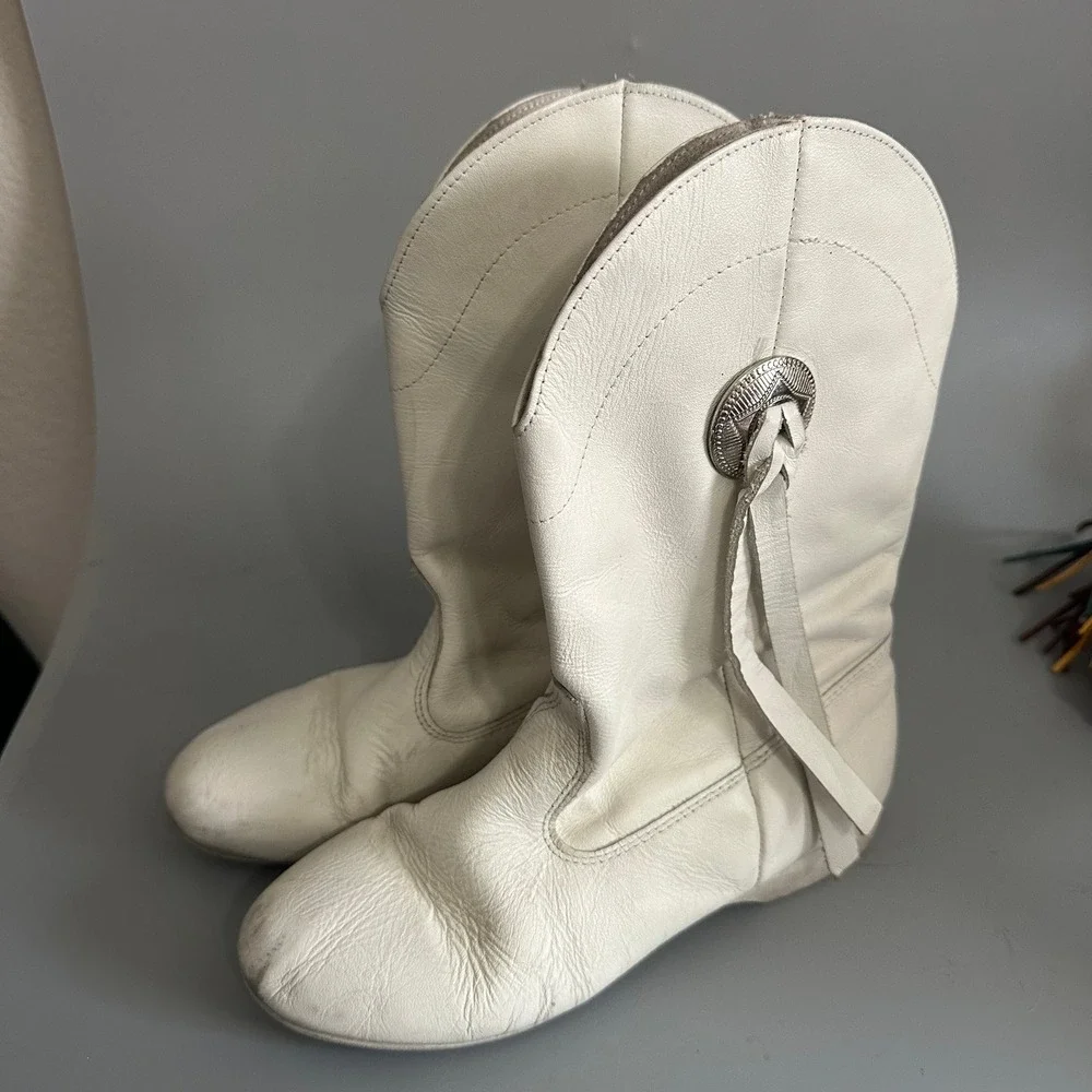 Linda Lewis Designs White Leather Western Concho Tassel Boots Womens 7 M Brazil